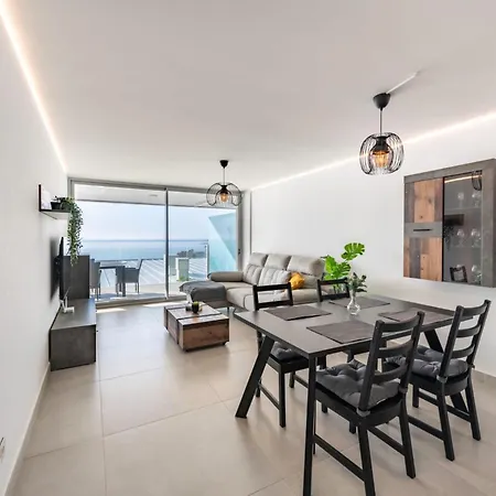 Apartment Serene Seaview Retreat In Higueron: 2br Oasis *