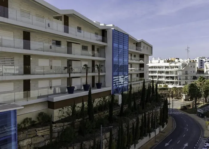 Serene Seaview Retreat In Higueron: 2br Oasis * Fuengirola