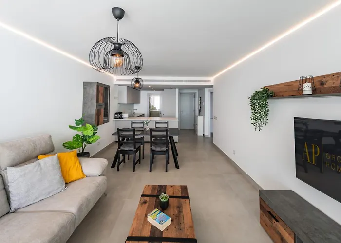 Apartman Serene Seaview Retreat In Higueron: 2br Oasis *