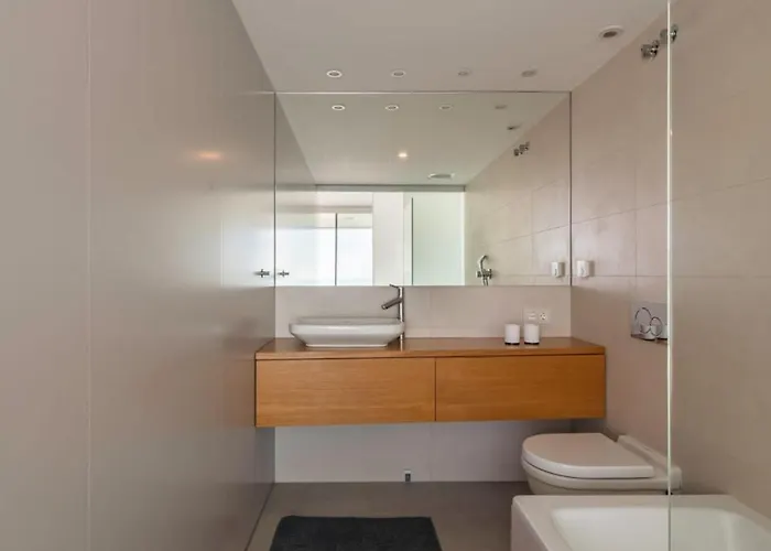 Serene Seaview Retreat In Higueron: 2br Oasis 公寓 丰希罗拉