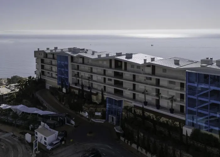 Serene Seaview Retreat In Higueron: 2br Oasis Апартаменты *